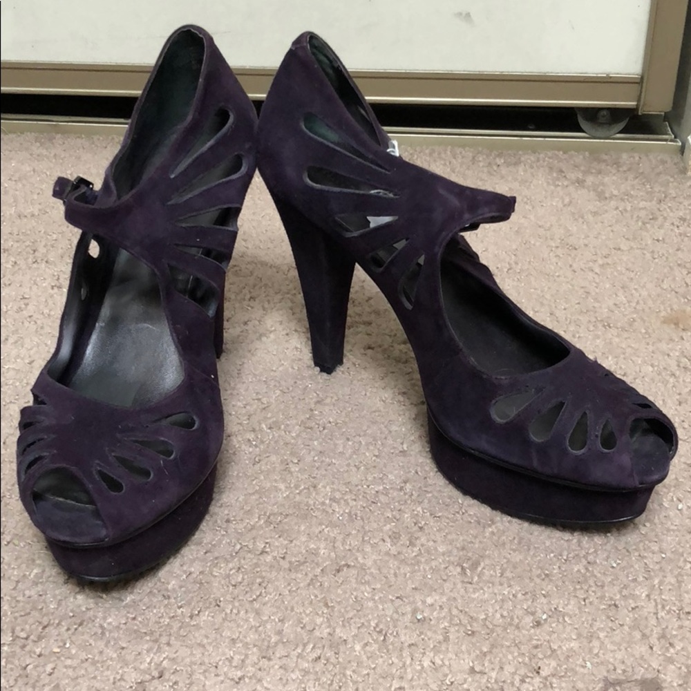 Nine West purple suede peep toe